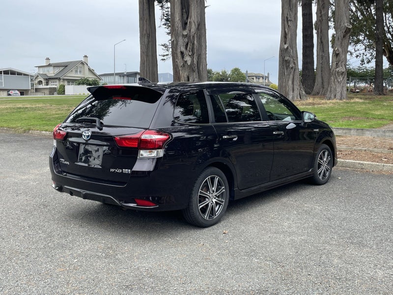 2017 Toyota Corolla Fielder G WxB image 4