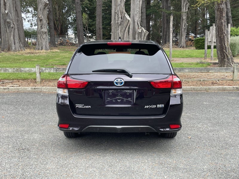 2017 Toyota Corolla Fielder G WxB image 5