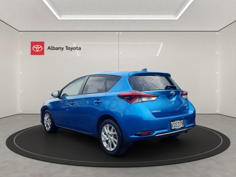 2017 Toyota Corolla GLX FWD 1.8P HATCH/5 CVT image 5