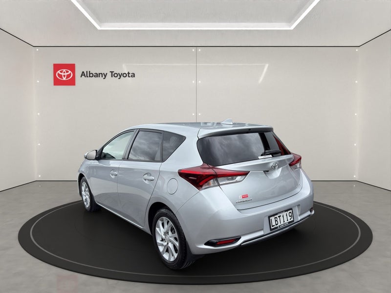 2017 Toyota Corolla GLX FWD 1.8P HATCH/5 CVT (Z... image 5