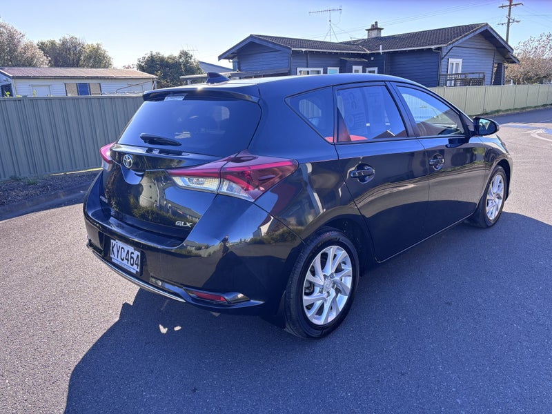 2017 Toyota Corolla GLX FWD 1.8P HATCH/5 CVT (Z... image 3