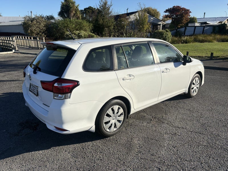 2017 Toyota Corolla GX FWD 1.5P WGN/5 CVT image 5