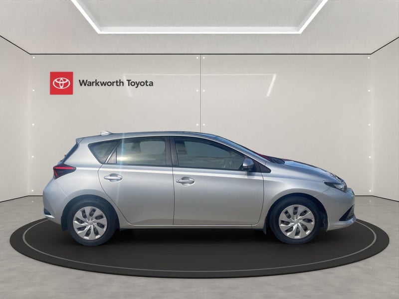 2017 Toyota Corolla GX FWD 1.8P HATCH/5 CVT (ZR... image 2