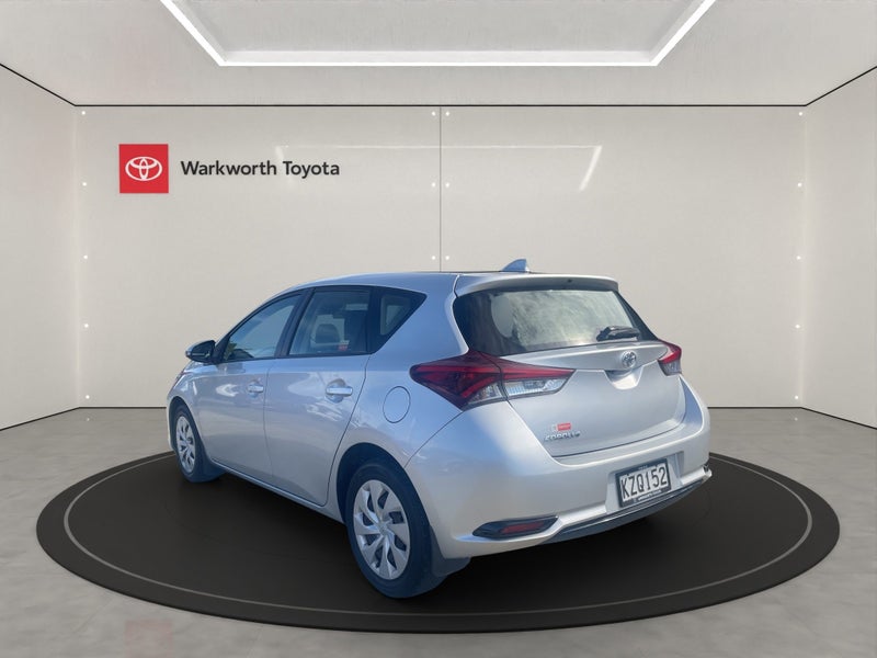 2017 Toyota Corolla GX FWD 1.8P HATCH/5 CVT (ZR... image 5