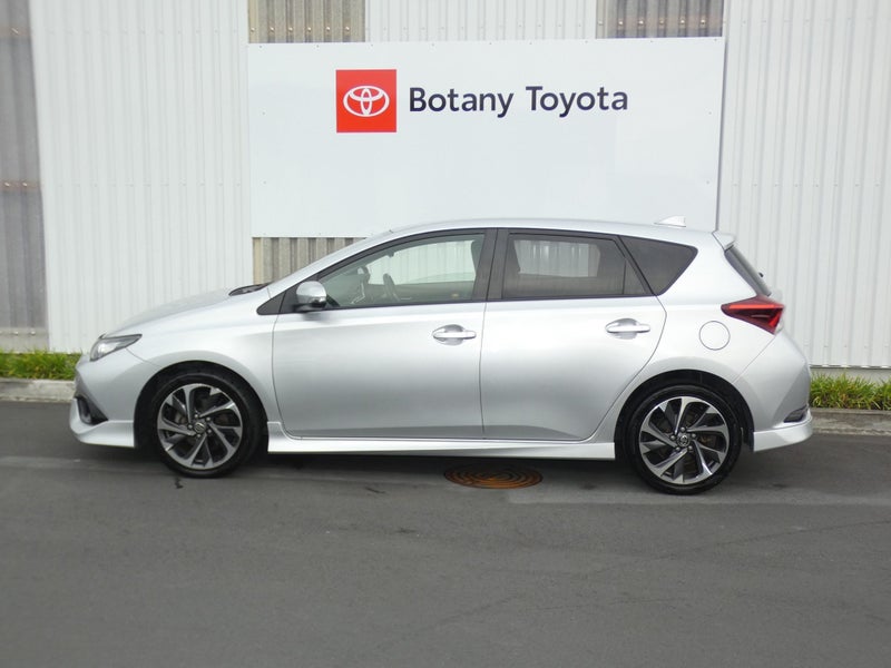 2017 Toyota Corolla LEVIN SX 1.8L image 5