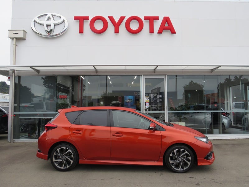 2017 Toyota Corolla LEVIN SX FWD 1.8P HATCH/5 CVT image 4