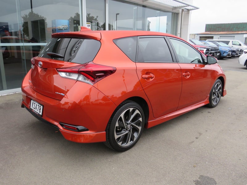 2017 Toyota Corolla LEVIN SX FWD 1.8P HATCH/5 CVT image 5