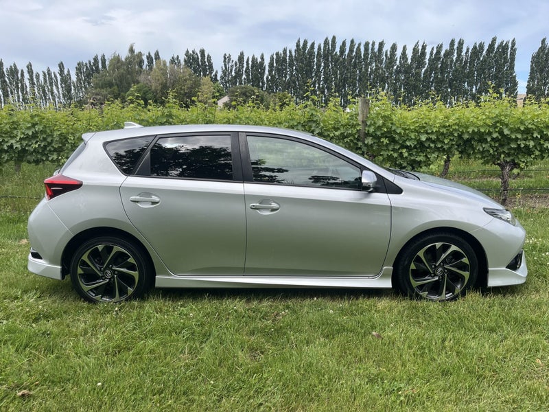 2017 Toyota Corolla LEVIN SX FWD 1.8P HATCH/5 CVT image 3