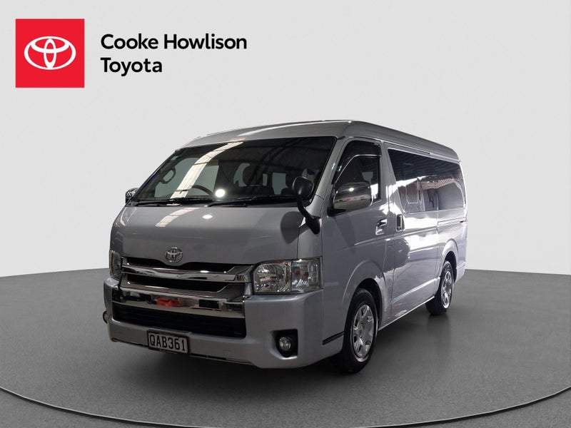2017 Toyota Hiace 2.7L GL 10 Seater image 3