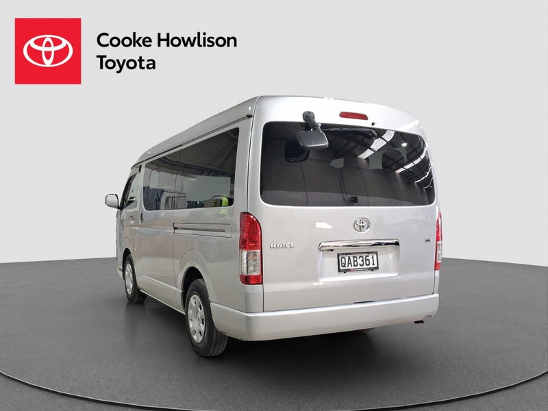 2017 Toyota Hiace 2.7L GL 10 Seater image 5