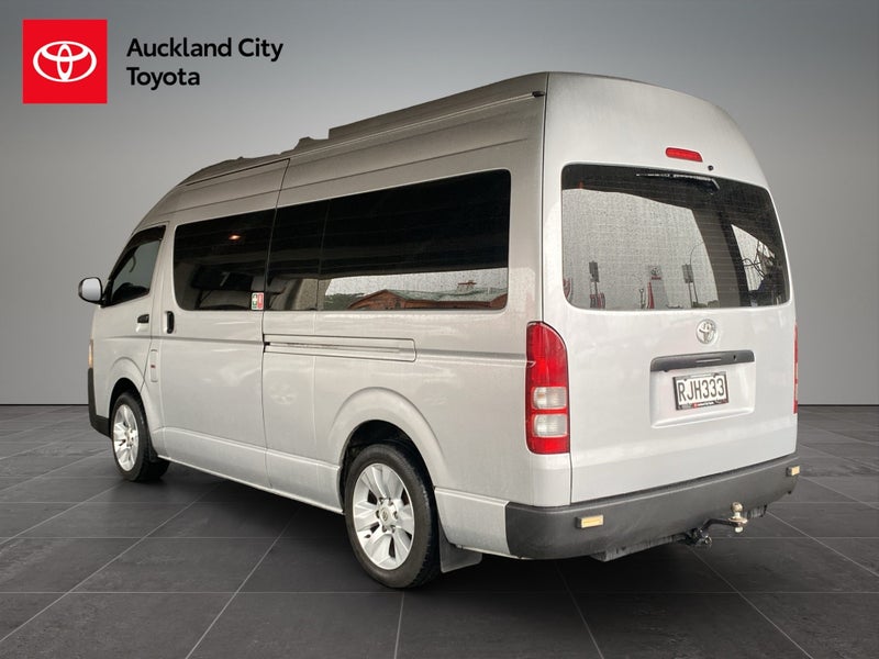 2017 Toyota Hiace MINIBUS RWD 3.0TD VAN/4 4A -... image 5