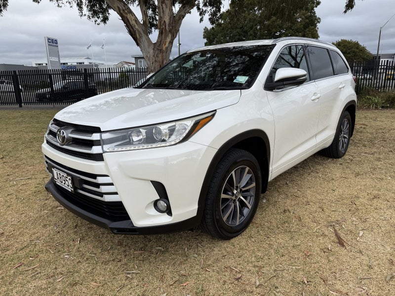 2017 Toyota Highlander GXL 3.5P Automatic AWD SUV image 3