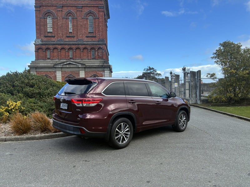 2017 Toyota Highlander GXL AWD image 3