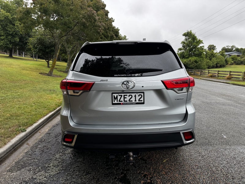 2017 Toyota Highlander Limited 3.5P 8AT AWD SUV... image 5