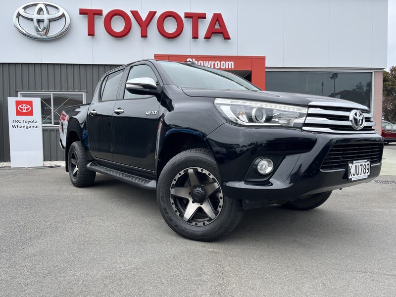 2017 Toyota Hilux 2WD SR5 2.8DT Automatic Doubl... image 1