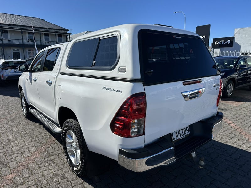 2017 Toyota Hilux 2WD SR5 2.8DT DOUBLE CAB UTE... image 5