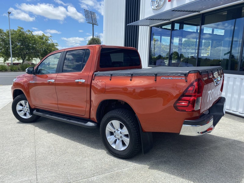 2017 Toyota Hilux 2WD SR5 2.8DT DOUBLE CAB UTE/... image 3