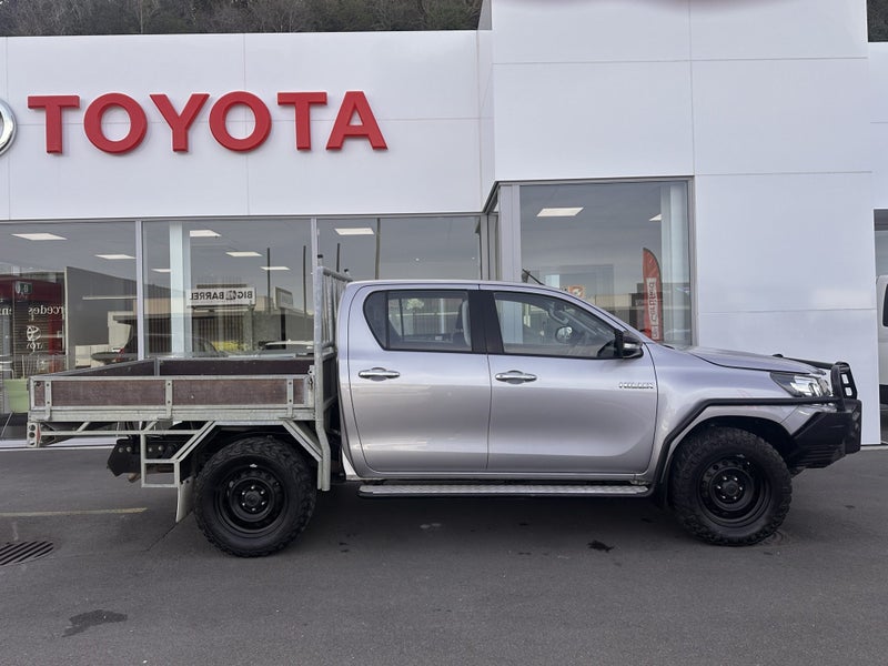 2017 Toyota Hilux SR 2.8DT 4WD 6M image 2