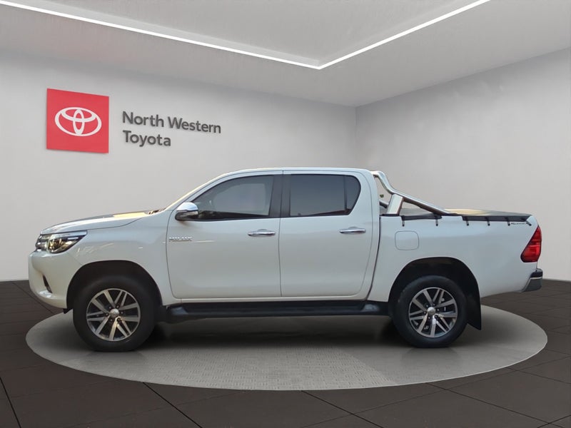 2017 Toyota Hilux SR5 2.8L Diesel Turbo 2WD Ute image 5