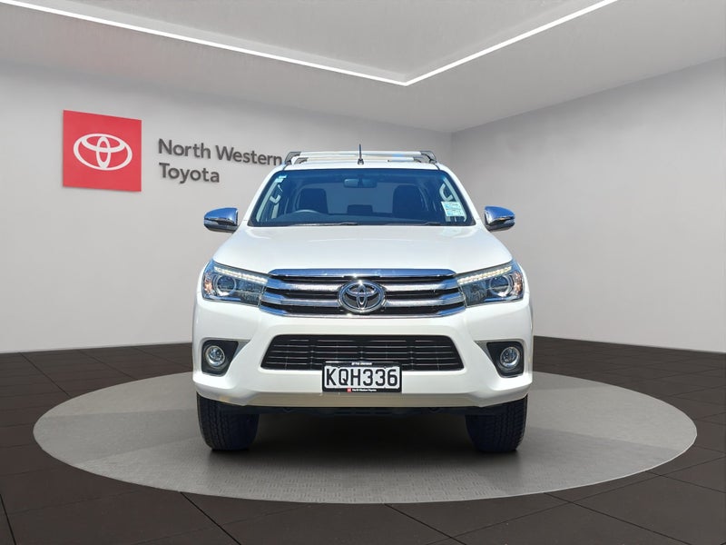 2017 Toyota Hilux SR5 2.8L Diesel Turbo 4WD Ute image 2