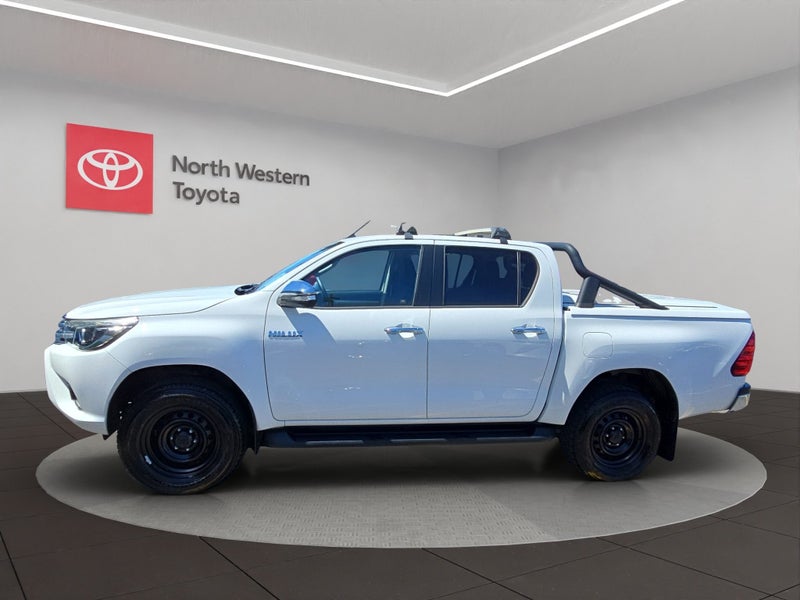 2017 Toyota Hilux SR5 2.8L Diesel Turbo 4WD Ute image 4