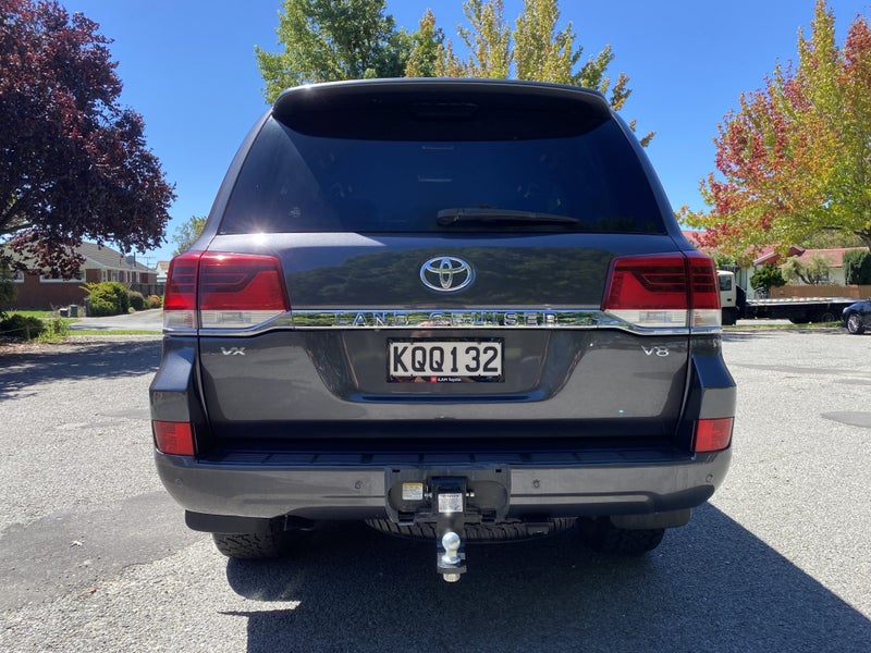 2017 Toyota Land Cruiser 200 VX 4WD 4.5TD V8 SUV image 4
