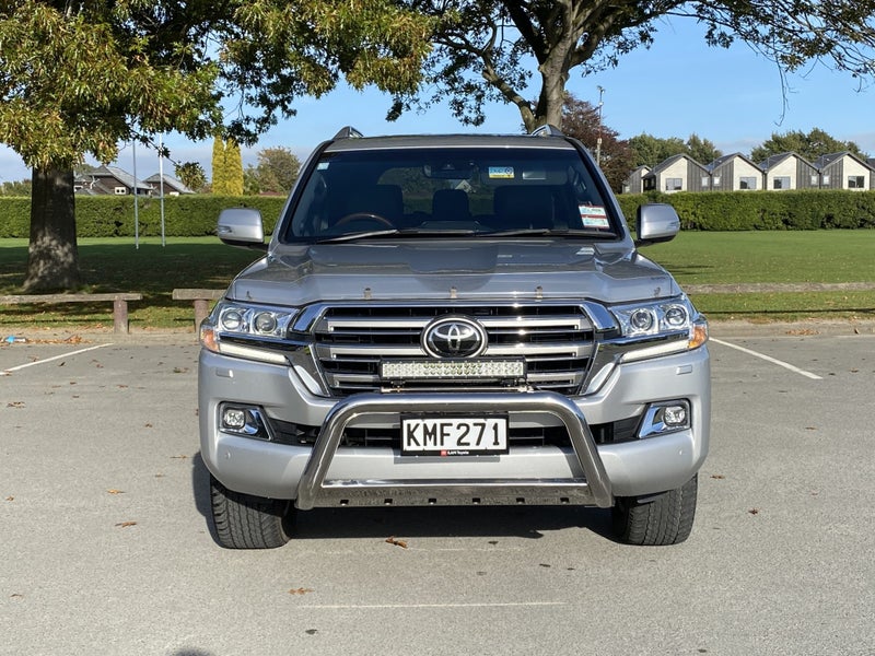 2017 Toyota Land Cruiser 200 VX LIMITED 4WD 4.5... image 2