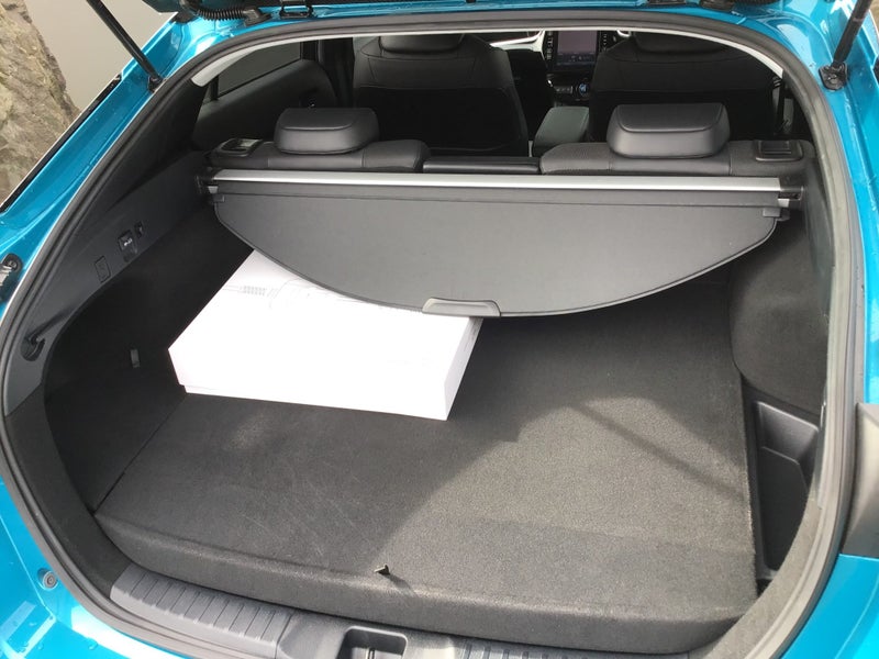 2017 Toyota Prius PHV 1.8 A Premium Plug in Hybrid image 5
