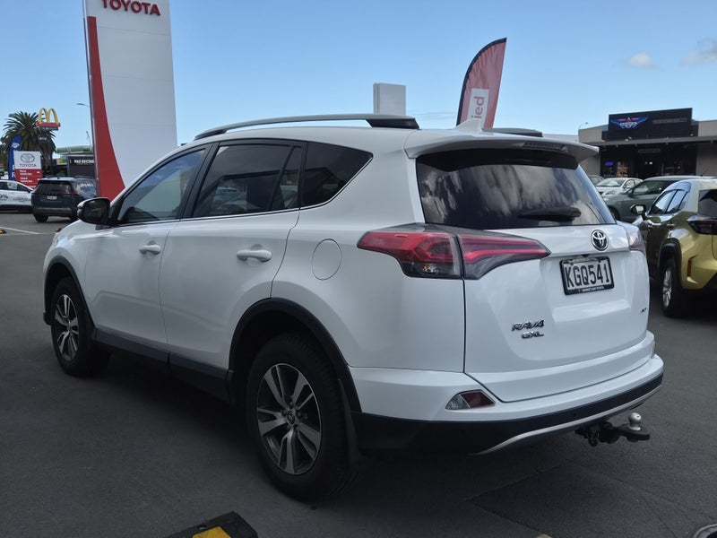 2017 Toyota RAV4 GXL 2.5P AWD Auto image 5