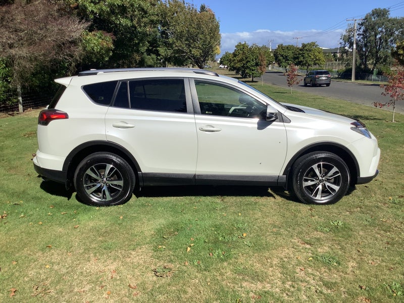 2017 Toyota RAV4 GXL AWD 2.5P Petrol image 4