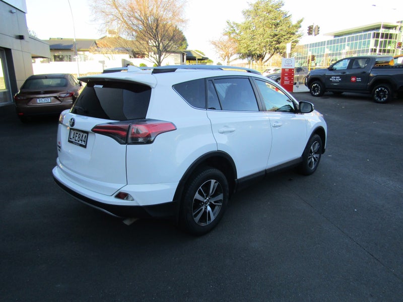 2017 Toyota RAV4 GXL FWD 2.0P SUV/5 CVT image 3