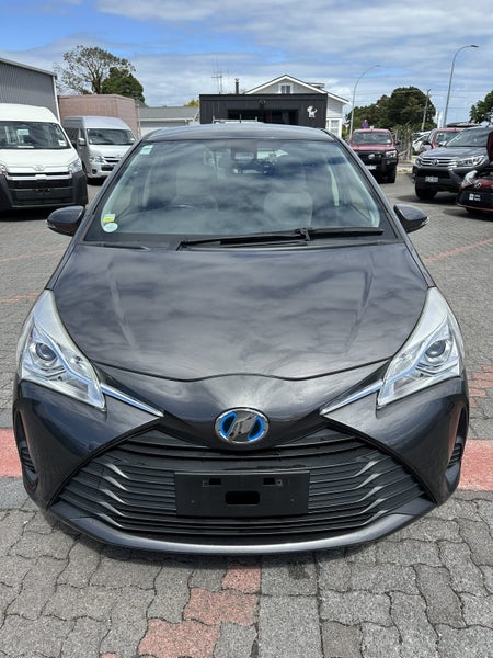 2017 Toyota Vitz 1.5 Hybrid F 5Dr Hatch CVT 2WD - image 2