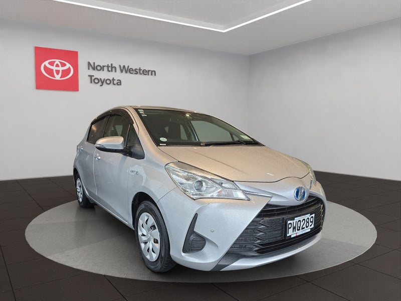 2017 Toyota Vitz 1.5 Hybrid F 5Dr Hatch CVT 2WD image 1