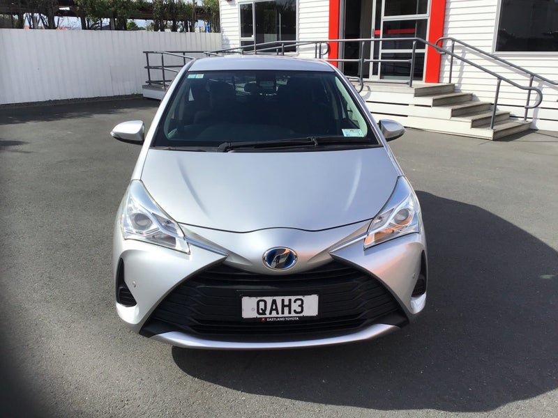 2017 Toyota Vitz 1.5 Hybrid Hatch - NZ Audio Sy... image 2