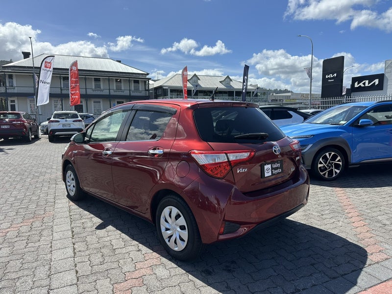 2017 Toyota Vitz 1.5 Hybrid Jewela 5Dr Hatch CV... image 5