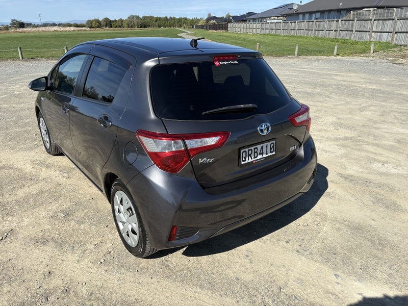 2017 Toyota Vitz 1.5 Hybrid U 5Dr Hatch CVT 2WD image 2
