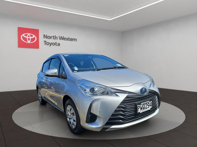 2017 Toyota Vitz 1.5L Hybrid F 2WD Hatchback image 1