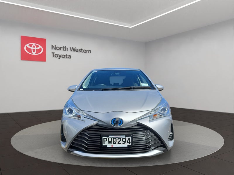 2017 Toyota Vitz 1.5L Hybrid F 2WD Hatchback image 2