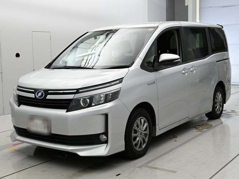 2017 Toyota Voxy 1.8 Hybrid CVT 2WD image 2