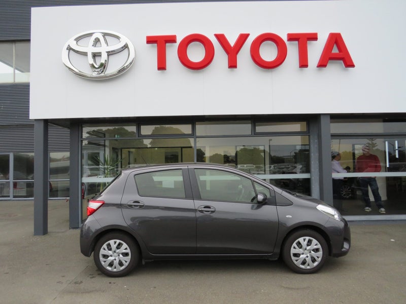 2017 Toyota Yaris GX 1.3P image 4