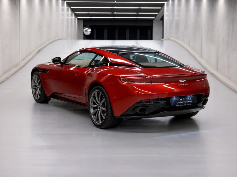 2018 Aston Martin DB11 V12 Coupe image 2