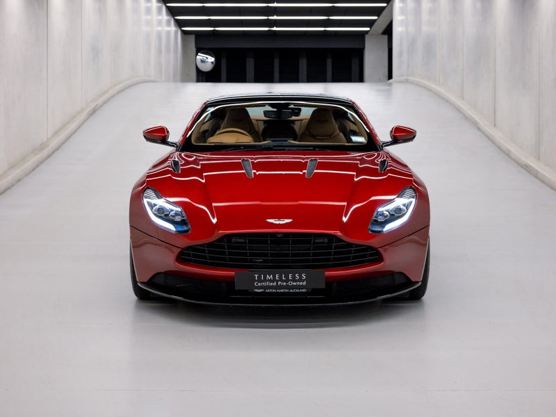 2018 Aston Martin DB11 V12 Coupe image 3