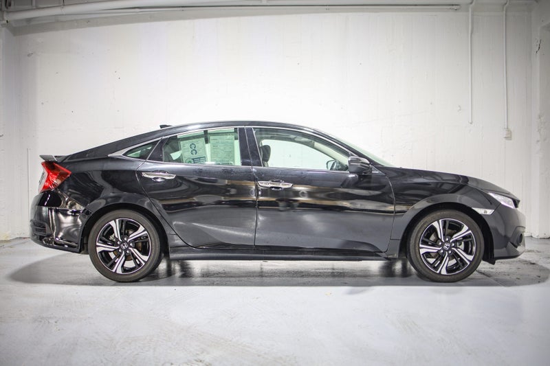 2018 Honda Civic RS Turbo image 3