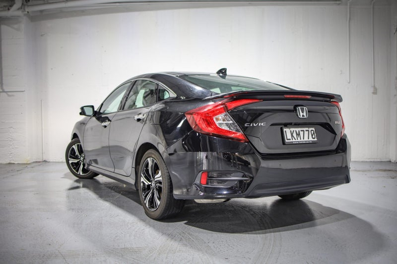 2018 Honda Civic RS Turbo image 5