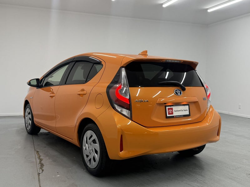 2018 Toyota Aqua 1.5 Hybrid image 2