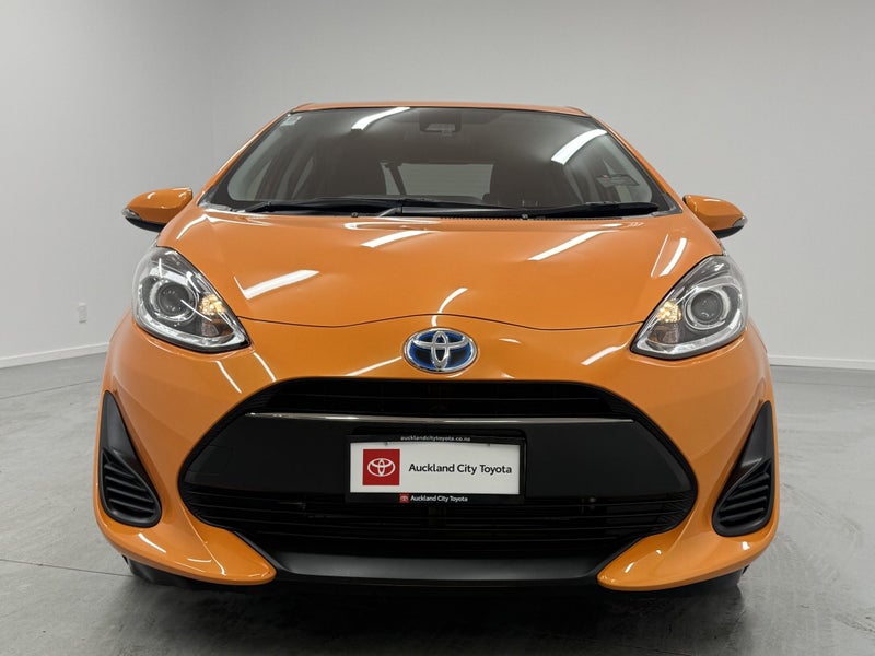 2018 Toyota Aqua 1.5 Hybrid image 4