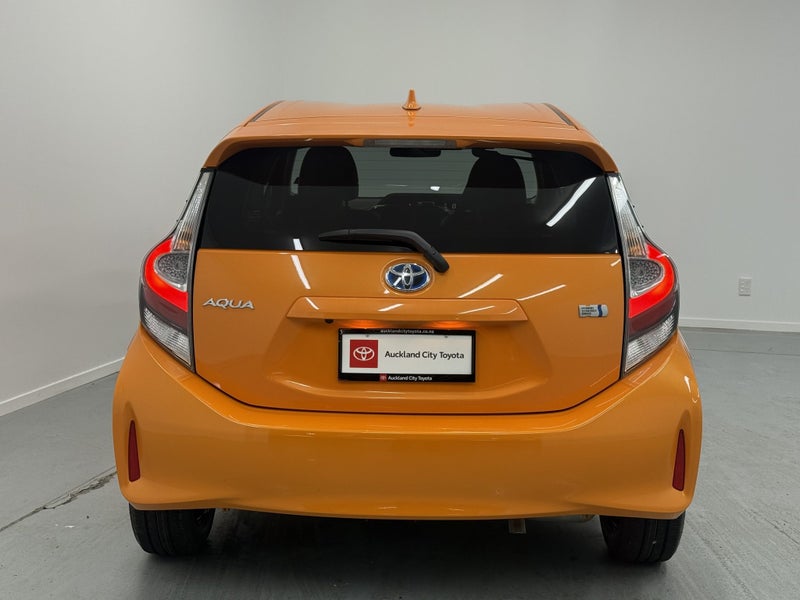 2018 Toyota Aqua 1.5 Hybrid image 5