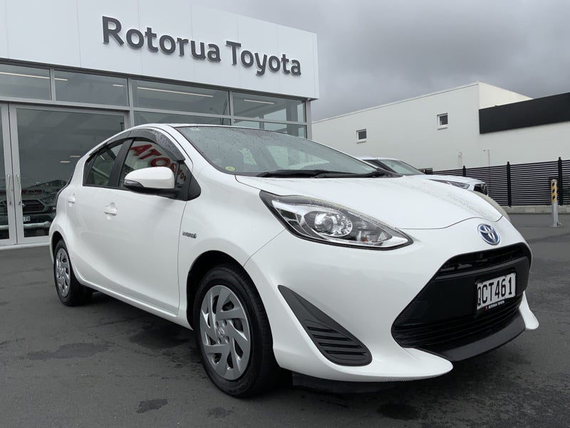 2018 Toyota Aqua 1.5 Hybrid Automatic - Fuel sa... image 1