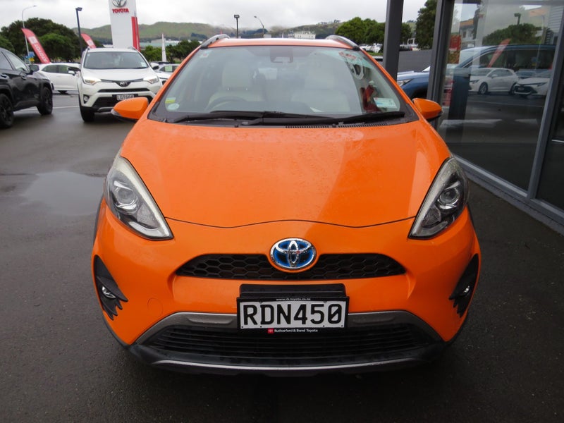2018 Toyota Aqua 1.5 Hybrid Crossover + 6.95% F... image 3