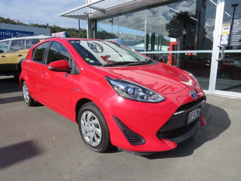 2018 Toyota Aqua 1.5 Hybrid G 5 Dr Hatch CVT image 2
